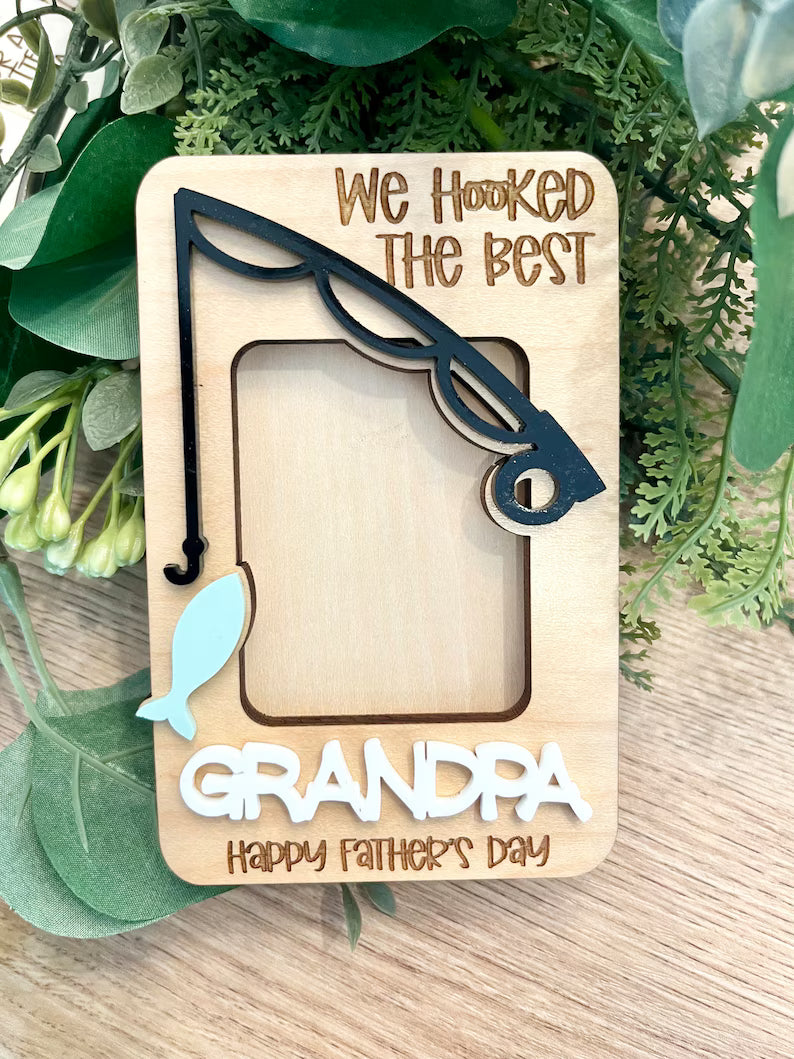 Personalized Fishing Photo Frame – "I Hooked the Best Daddy" Father's Day Keepsake